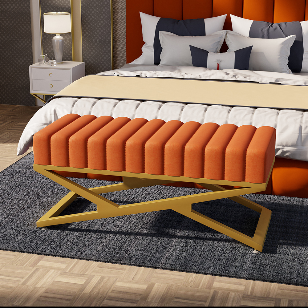 Moderne Schlafzimmerbank orange samt gepolsterte osmanische Bank in Gold X-Base