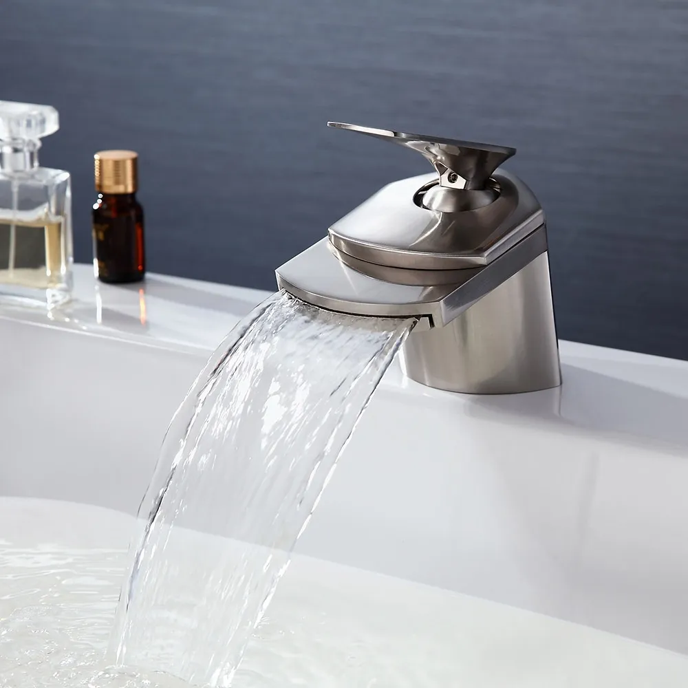 single handle bathroom sink faucets