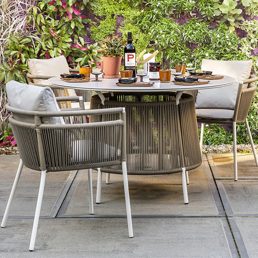 outdoor rattan round table and chairs