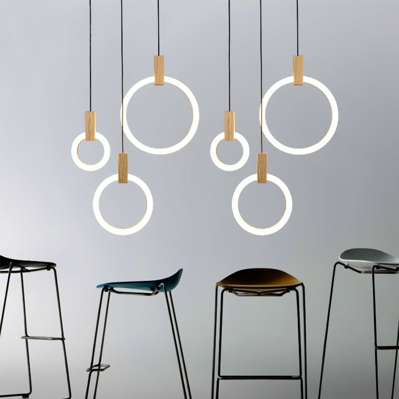 Minimalistische moderne LED Ring Acryl Diffusor Holz Pendelleuchte in groß