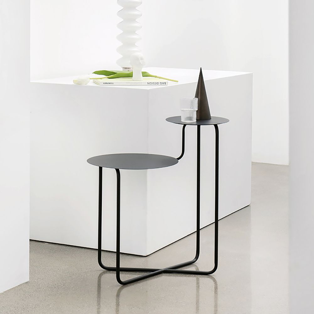 Round End Table Metal Side Table in Black