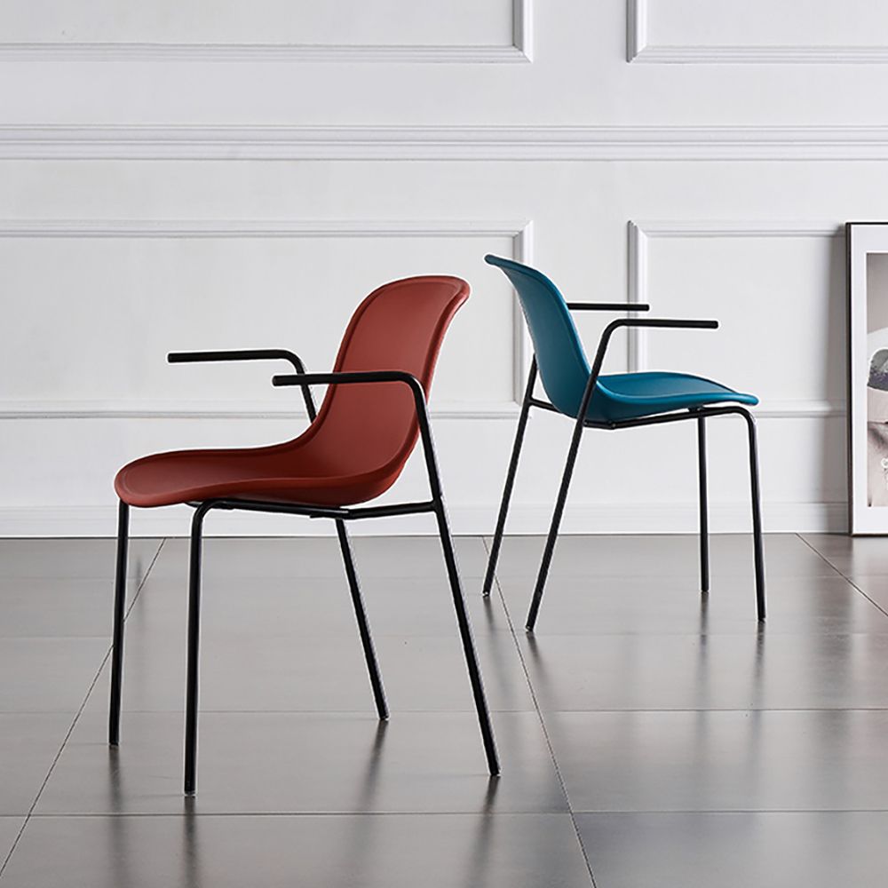 Modern Dining Chair High Back PP Material in Black Legs Chair Set of 2