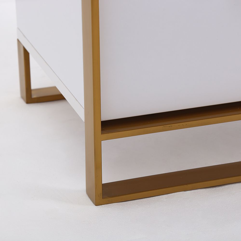 Moderner Nachttisch mit 2 Schubladen aus weißem Lack in Gold