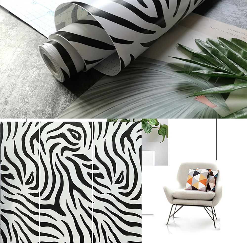 Modern Nordic Stripe in Black&White 17.7″W x 32.81′L Peel and Stick