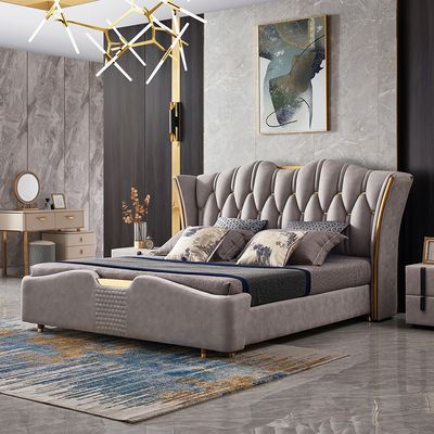 Light Gray Upholstered Tuffted King Bed with Wingback Headboard-Homary