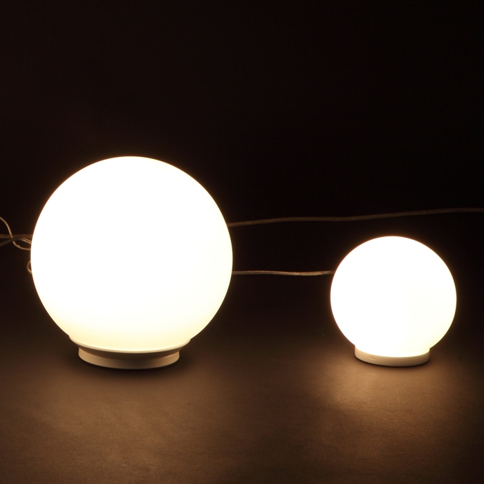 Diosu Modern Minimalist Style White Glass Globe Shade Mini Table Lamp Single Light