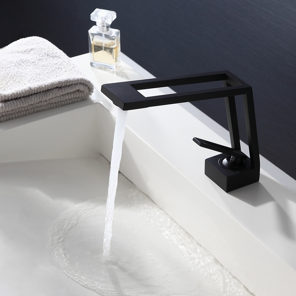 

Modern Brass Bathroom Sink Faucet Single Hole 1 Handle in Matte Black