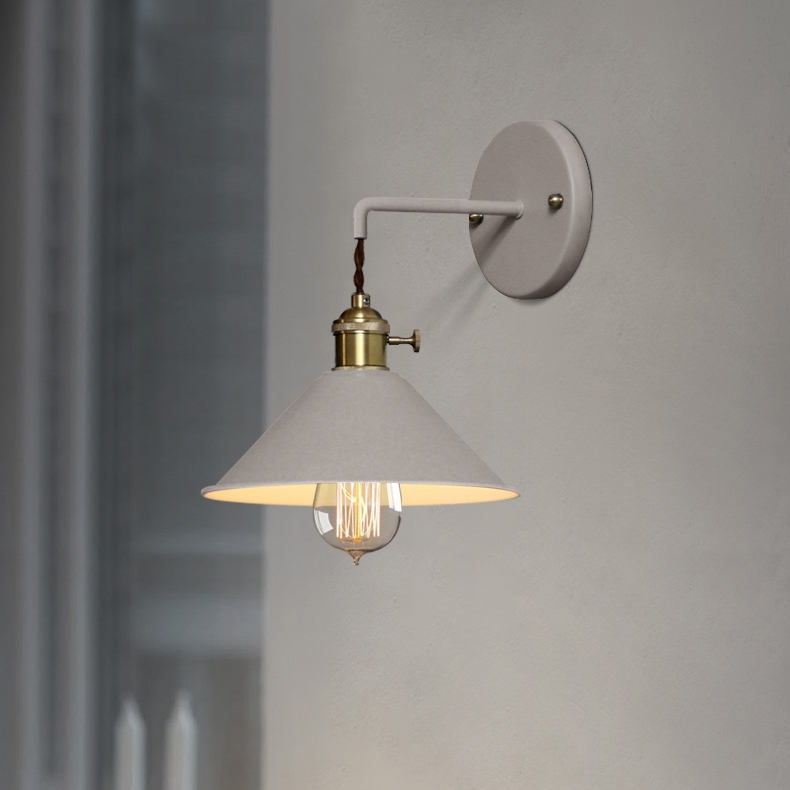 

Minimalist Industrial Single Light Saucer Shade Metal Hanging Indoor Wall Sconce in Khaki