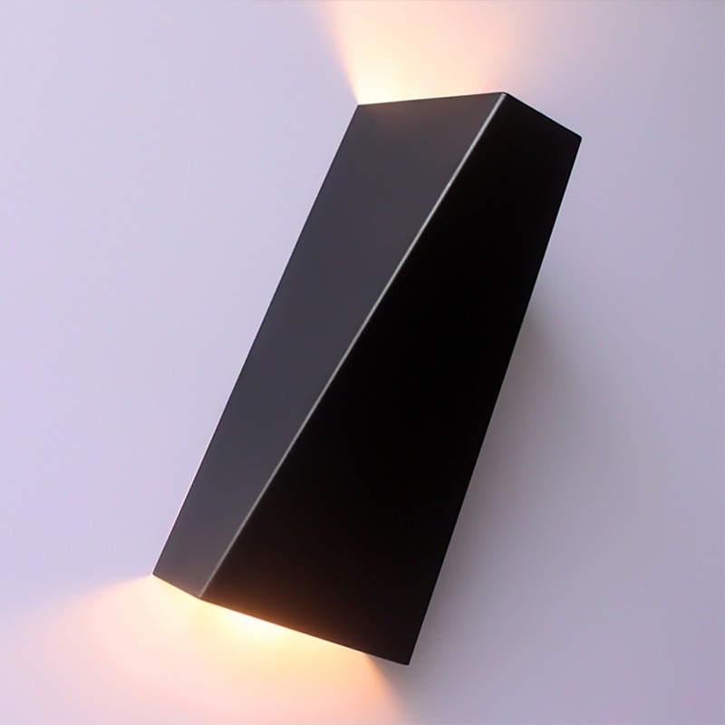 Contemporary Simple Artistic Metal Single-Light Up & Down Wall Light Sconce in Black