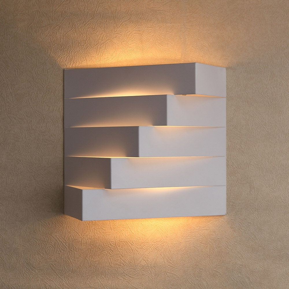 

Contemporary 2-Light White Metal Geometric Indoor Lighting Wall Light