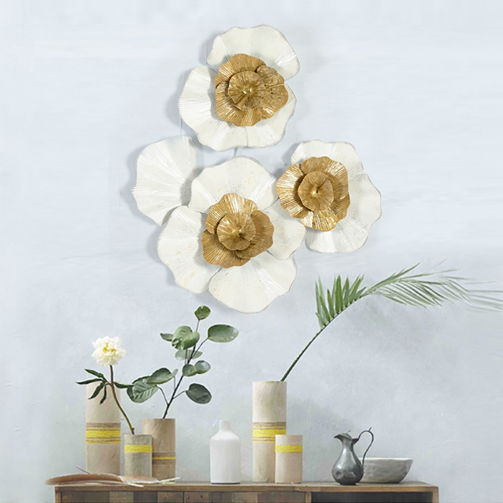 Modern Metal Flower Wall Decor Home Wall Art in Gold & White