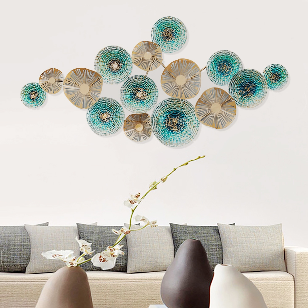 

Modern Luxury Hollowed Leaves Metal Wall Decor