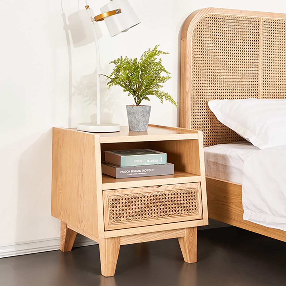 

Nordic Natural Nightstand Rattan & Solid Wood Bedside Table with 1 Drawer