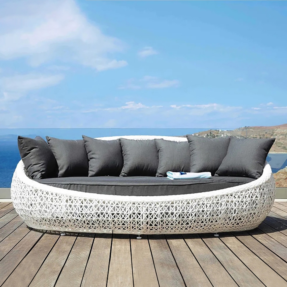 

70.9" Oval Rattan Outdoor Daybed Sofa with Cushion Pillow