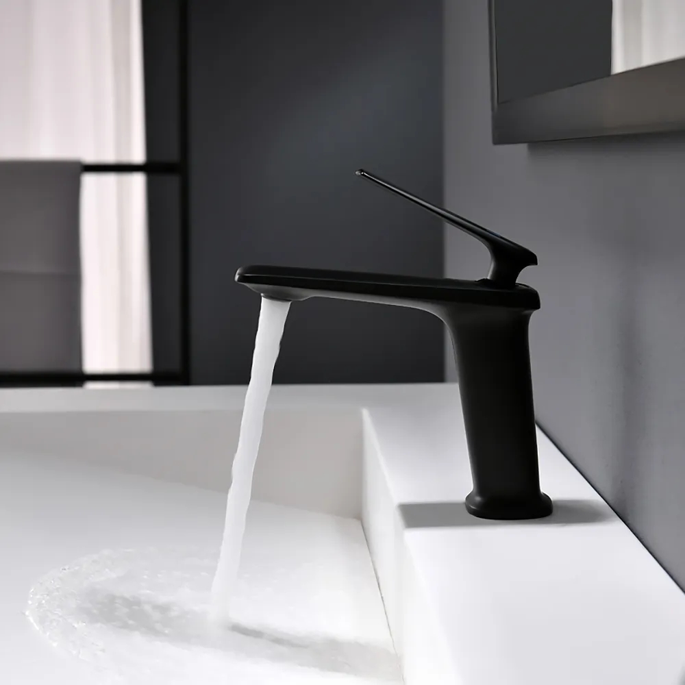 

Black Single Hole Single Handle Solid Brass Bathroom Sink Faucet