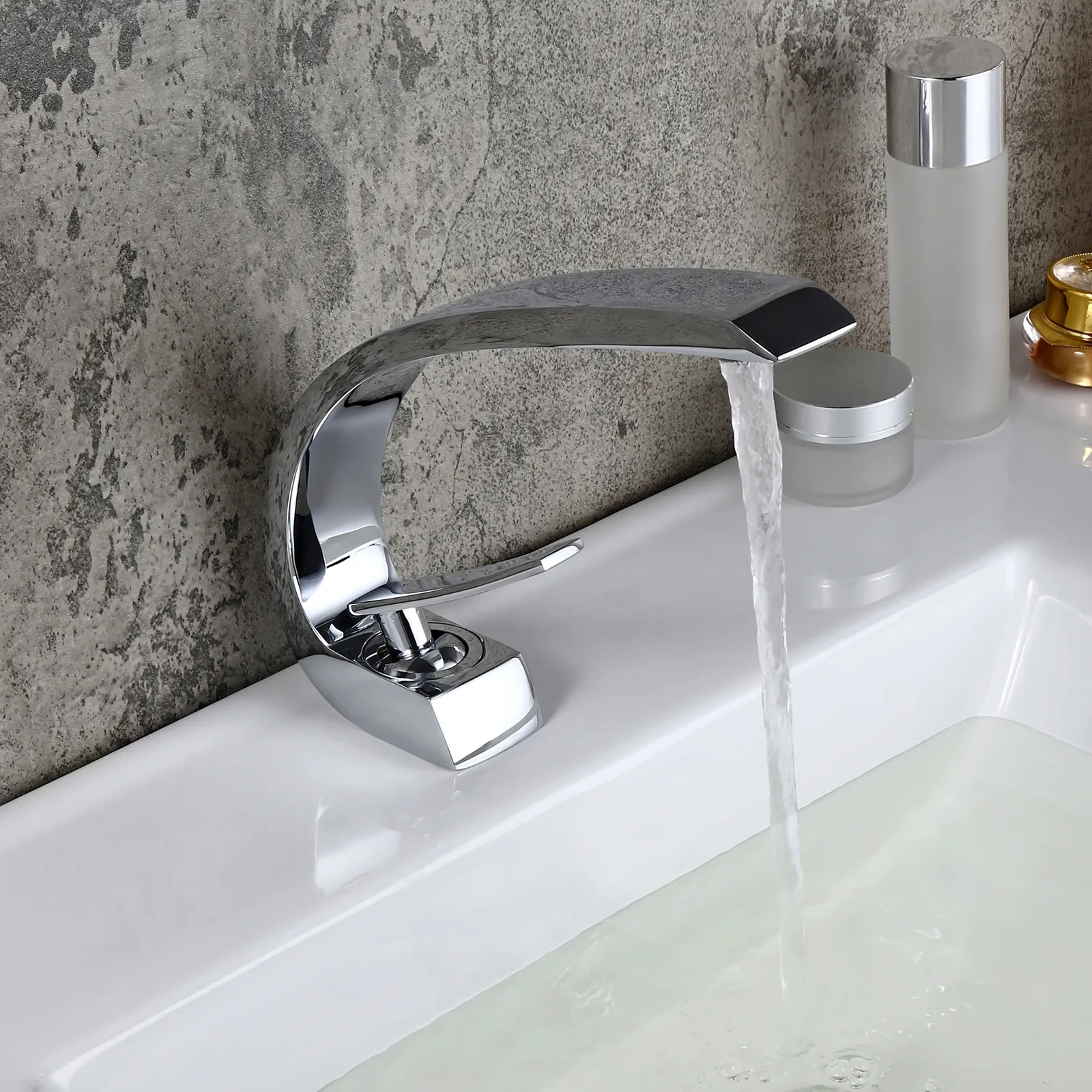 Modern Single Hole 1-Handle C-Shaped Curved Spout Bathroom Sink Faucet with Pop Up Drain in Polished Chrome