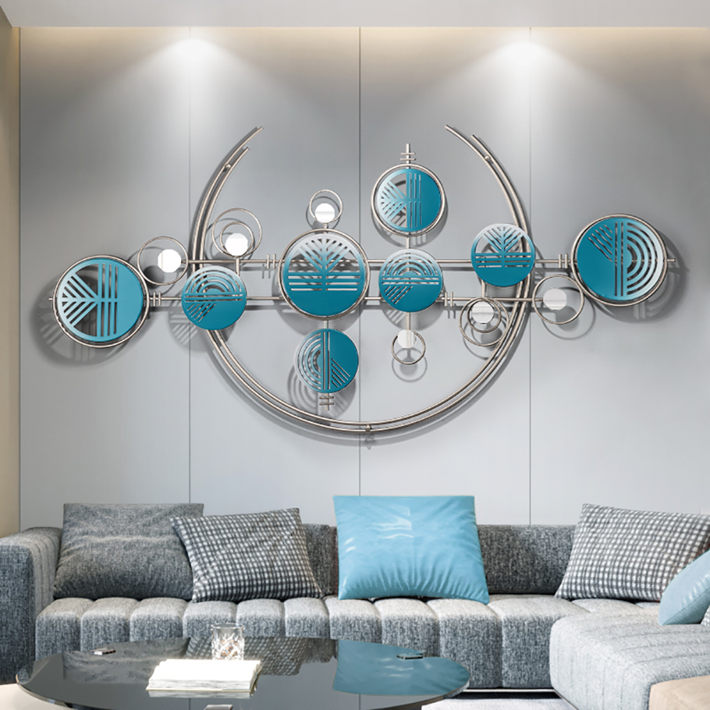 

Blue European Style Light Luxury Wall Hanging Hollow-Out Metal Wall Decor