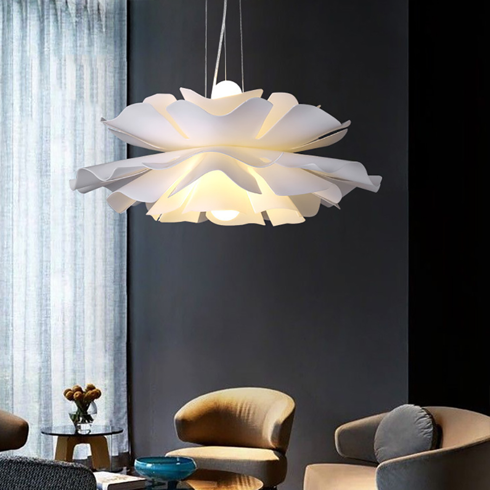 

White Acrylic Pendant Light Chandelier in Flower Shape