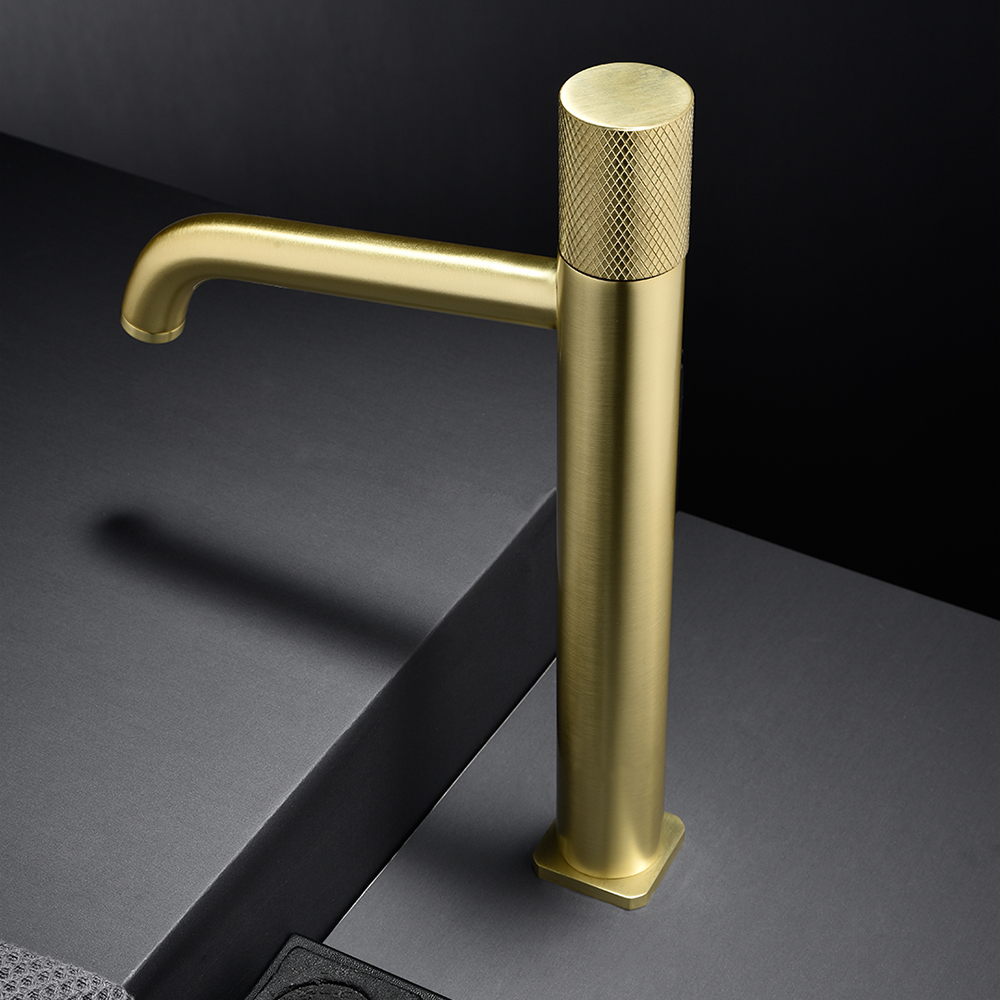 

Brushed Gold 1-Hole Vessel Faucet Single Handle Brass