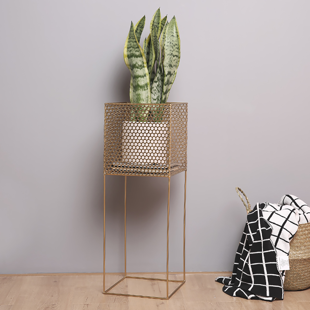 Gold Chic Freestanding Cube Plant Stand In Golden Metal-gold