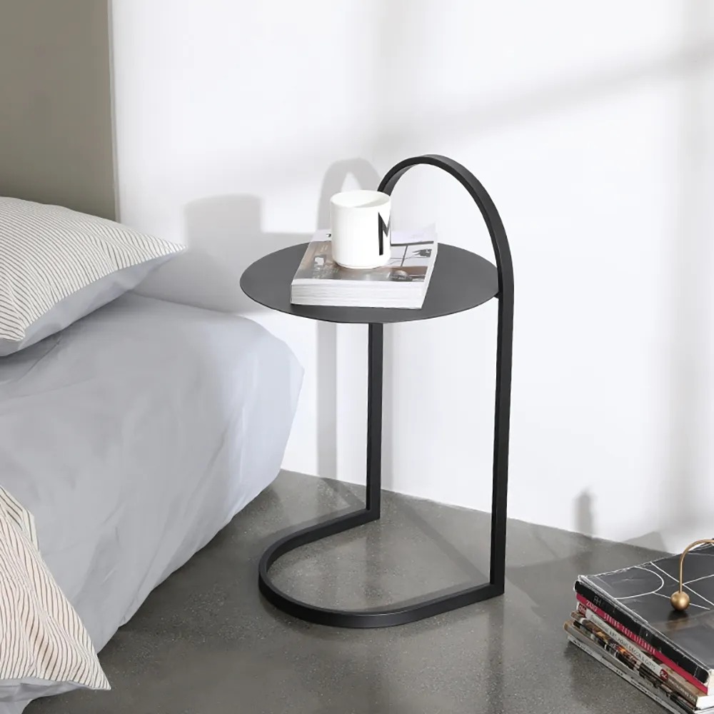 

Black C Style End Table Nordic Simplistic Bed Side Table with Pull Metal