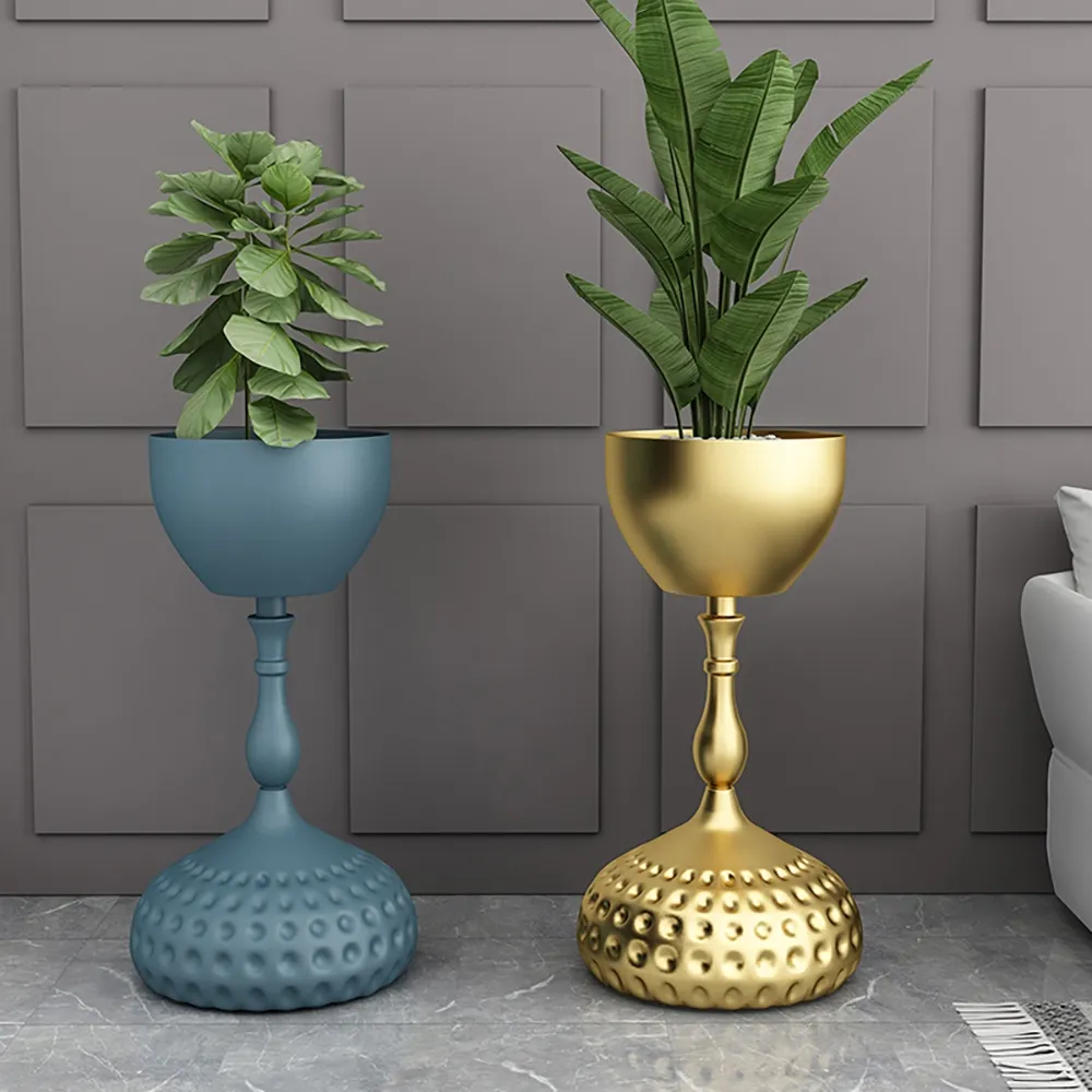 Gold Chic Decor Round Gold Standing Plant Stand