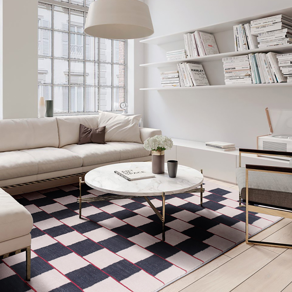 

5' x 8' Geometric Retangular Black and Beige Area Rug (± 0.1ft deviation)