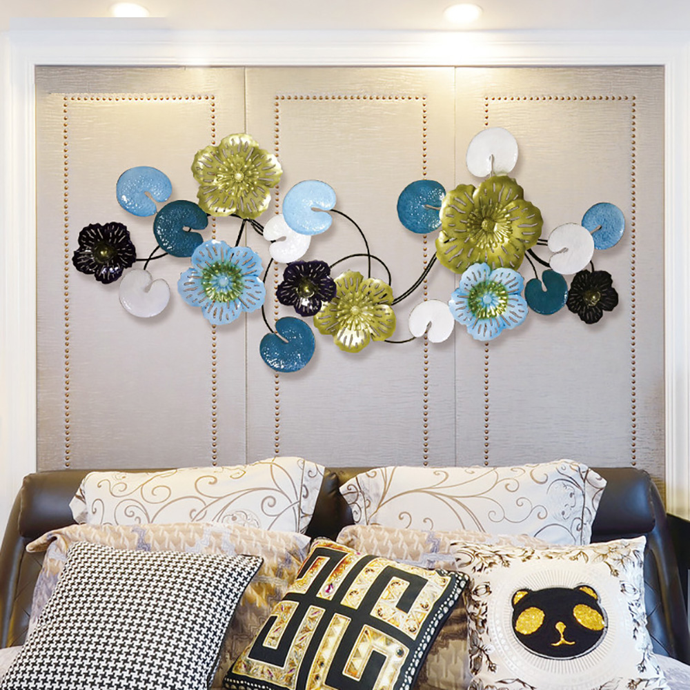 

Contemporary Hollow-Out Lotus & Leaves Metal Wall Hanging Decor Home Art