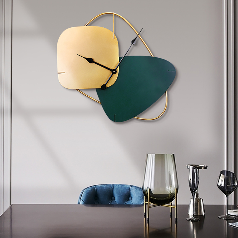 

Nordic Contemporary 3D Iron Art Wall Clock with Large Pointers