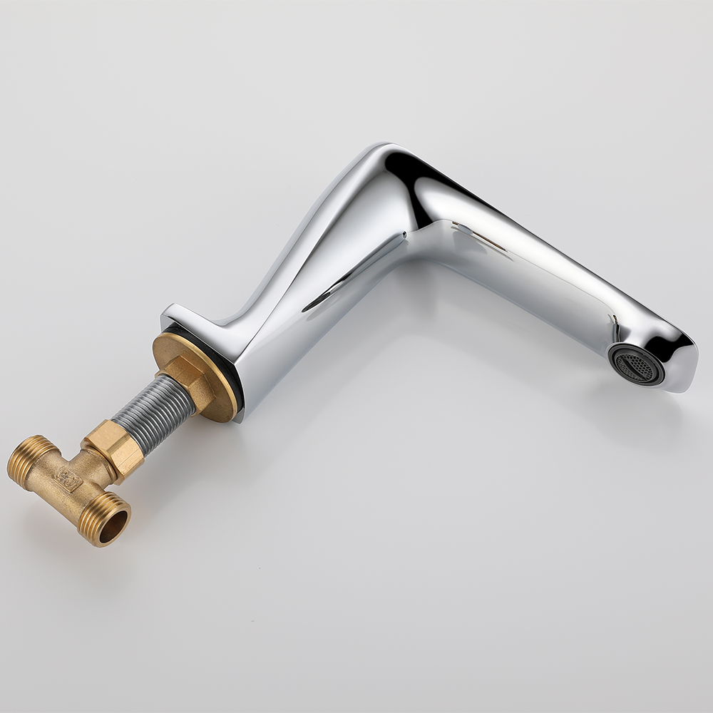 Modern Deck Mounted 3-Handle 5-Hole Bath Filler Tap with Sprayer in Brushed Gold