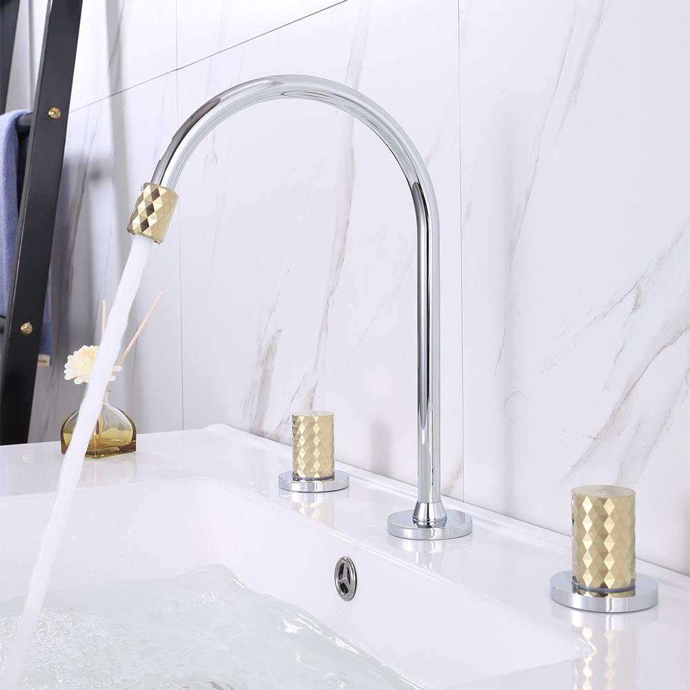 

Aerated Spout Widespread Bathroom Sink Faucet Solid Brass