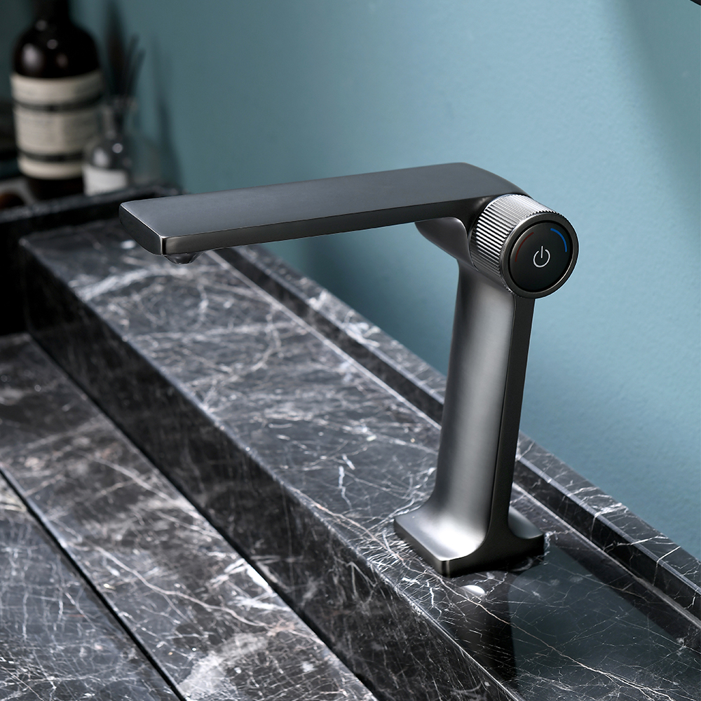 

Single Hole Bathroom Sink Faucet Solid Brass
