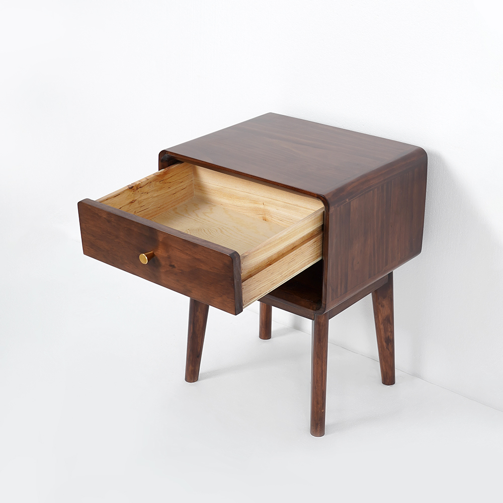 Nachttisch mit 1 Schublade und Messinggriff aus Walnussholz aus der Mitte des Jahrhunderts