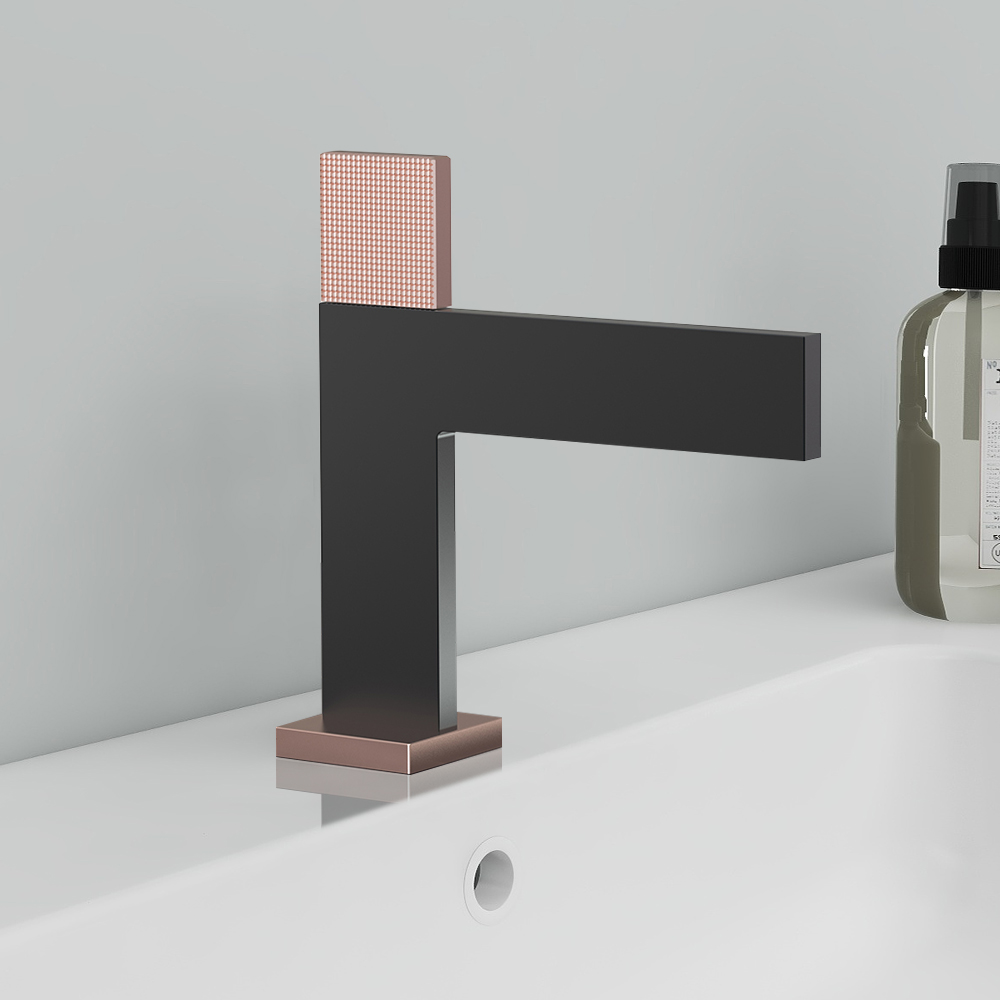 

Black & Rose Gold Modern Bathroom Sink Faucet Single Handle 1-Hole Solid Brass