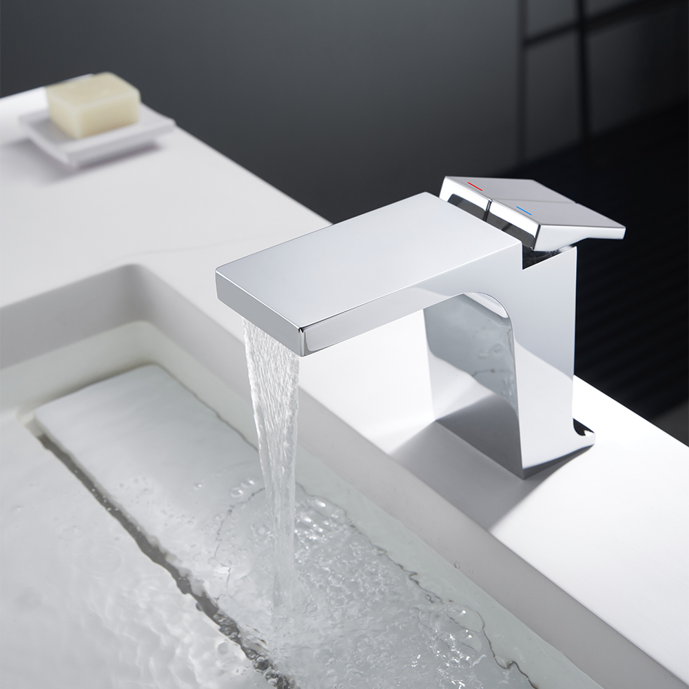 

Chrome Modern Single Hole Bathroom Sink Faucet Solid Brass