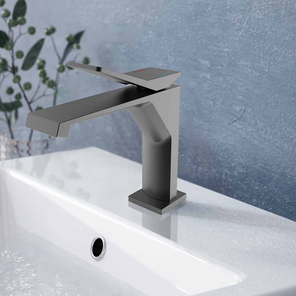 

Gunmetal Single Hole Bathroom Sink Faucet Solid Brass