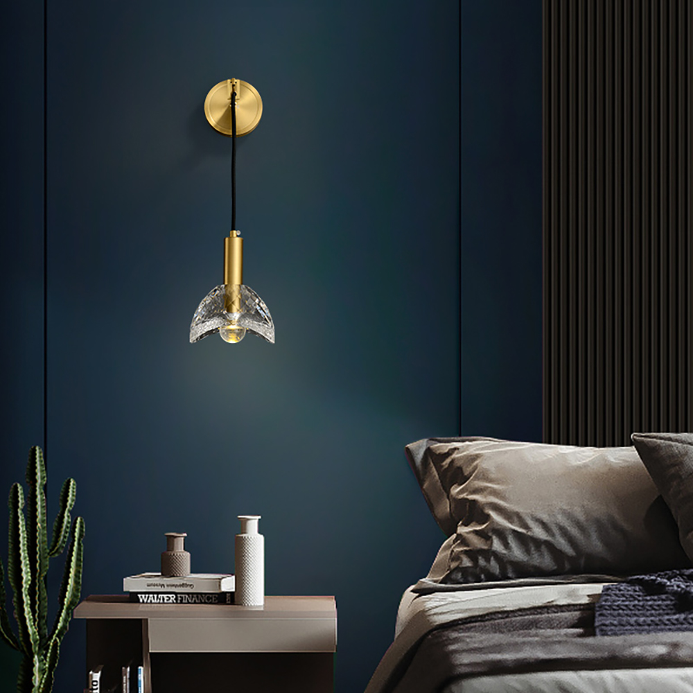 

Minimalist Gold Sconce Light 1-Light Decorative Crystal Wall Sconce