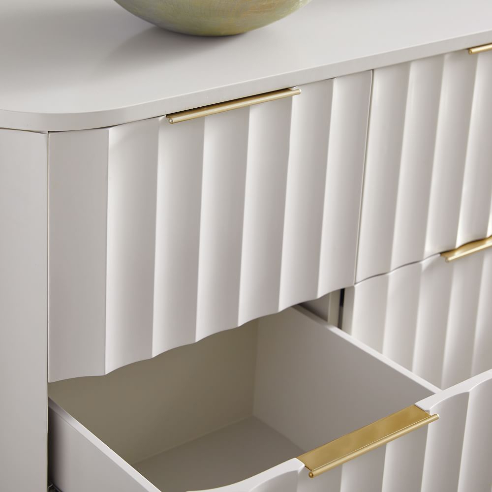 Modern 6-Drawer White Bedroom Dresser for Storage in Gold