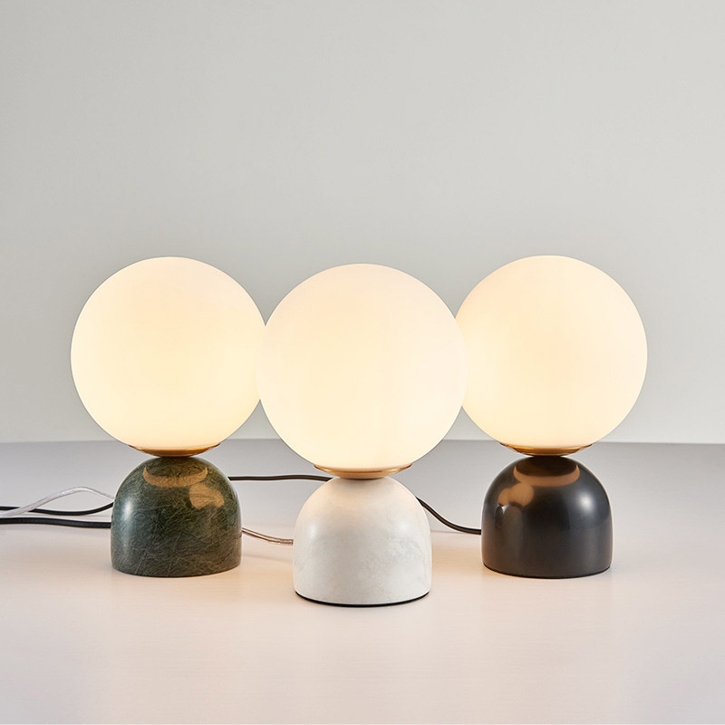 Moderne minimalistische weiße Marmor Glaskugel Tischlampe 1-Light Tischlampe