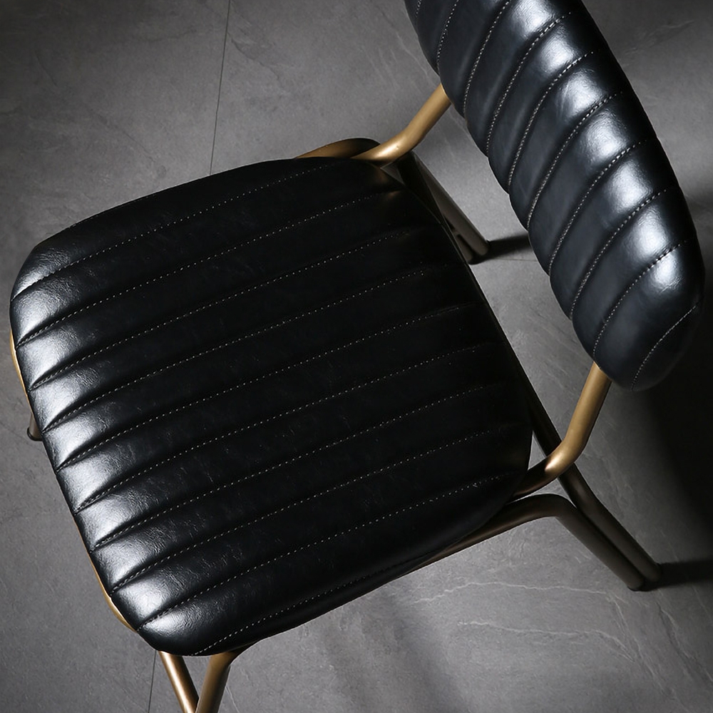 Ensemble de 2 chaises de salle à manger noires Mid-Century avec revêtement en similicuir et cadre en métal