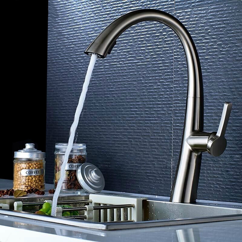 Single Handle Rotatable 1-Hole Pull Out Kitchen Faucet with Dual-Function Spray Solid Brass in Brushed Nickel