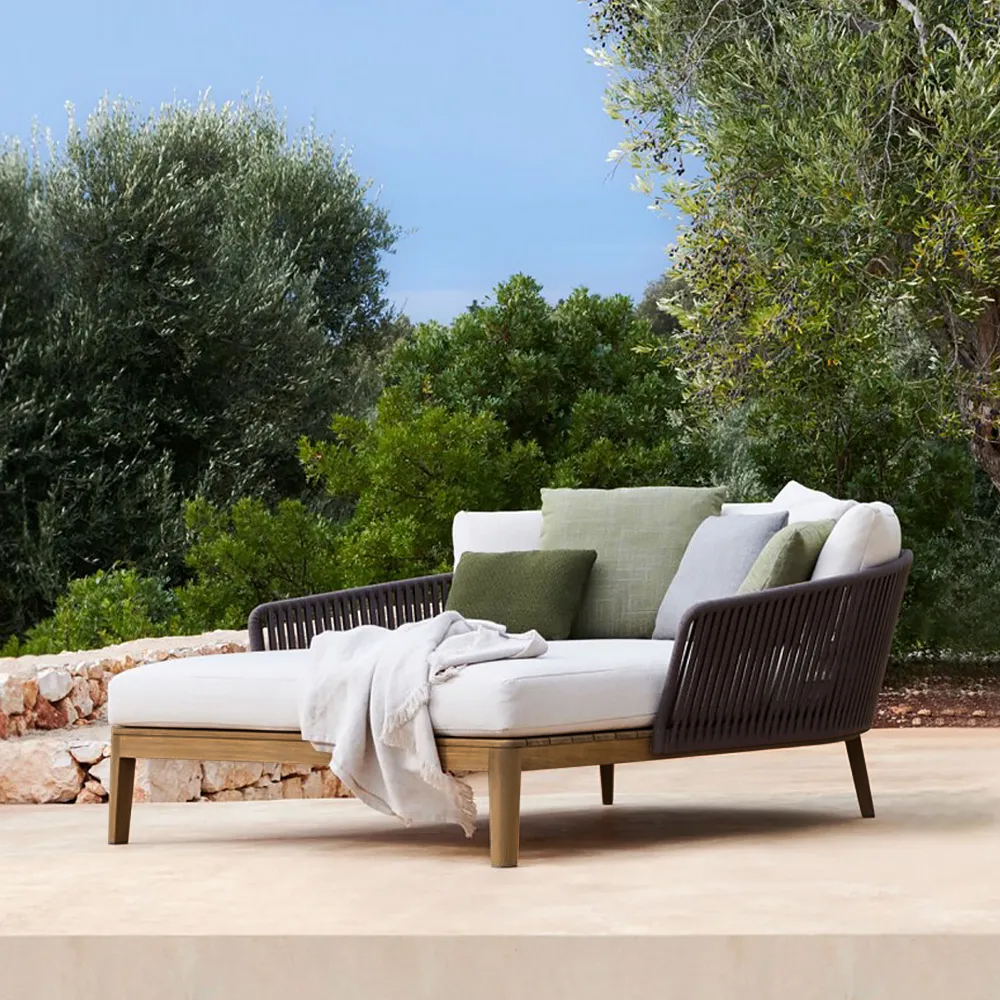 Image of Modern Style Rattan Outdoor Daybed with Cushion Pillow