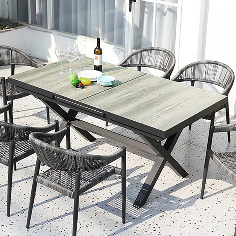 Modern Rectangle 6 Person Extendable Outdoor Patio Dining Table in